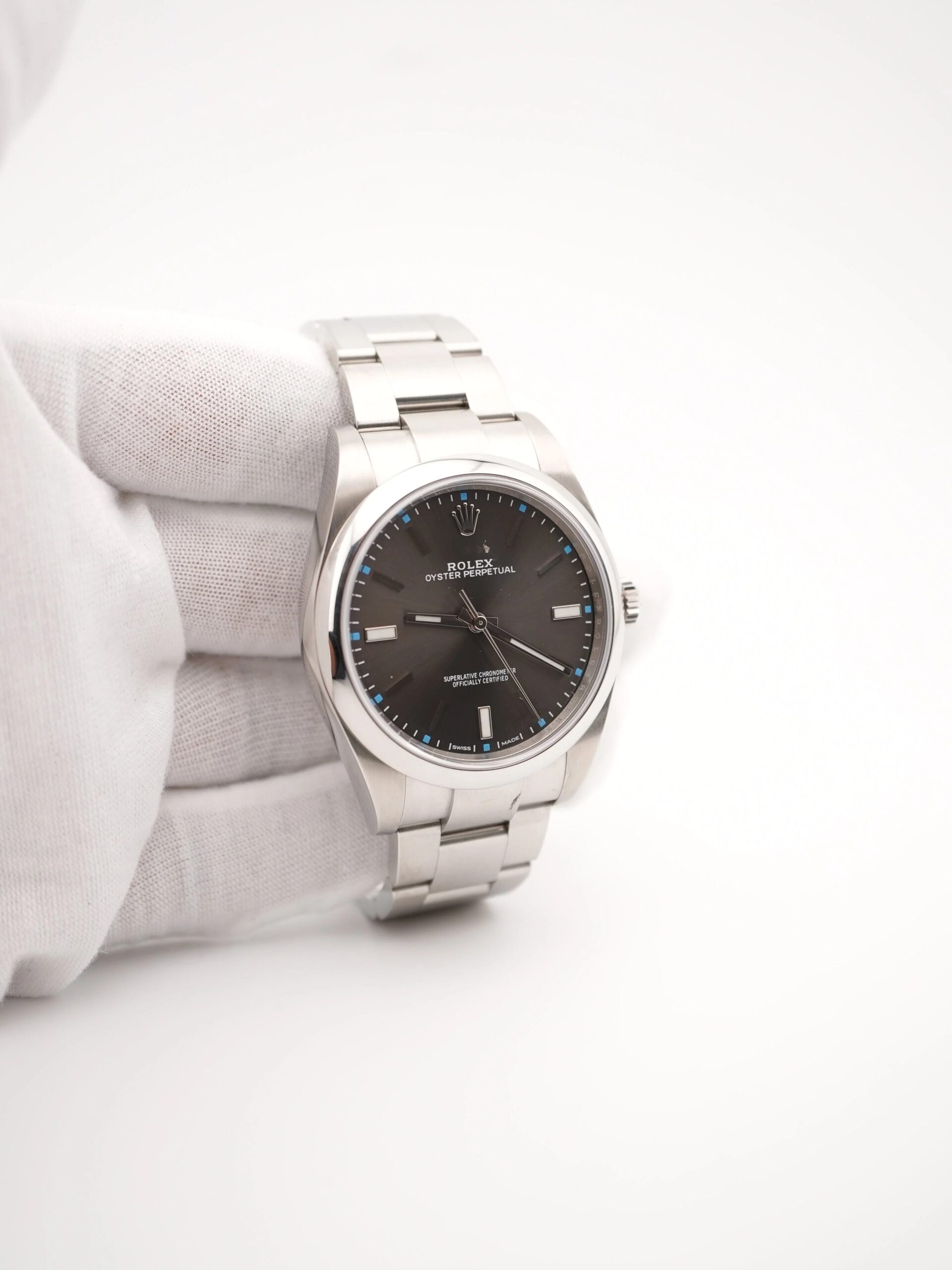 Rolex Oyster Perpetual 39 mm / Dark Rhodium – Oyster – Image 10