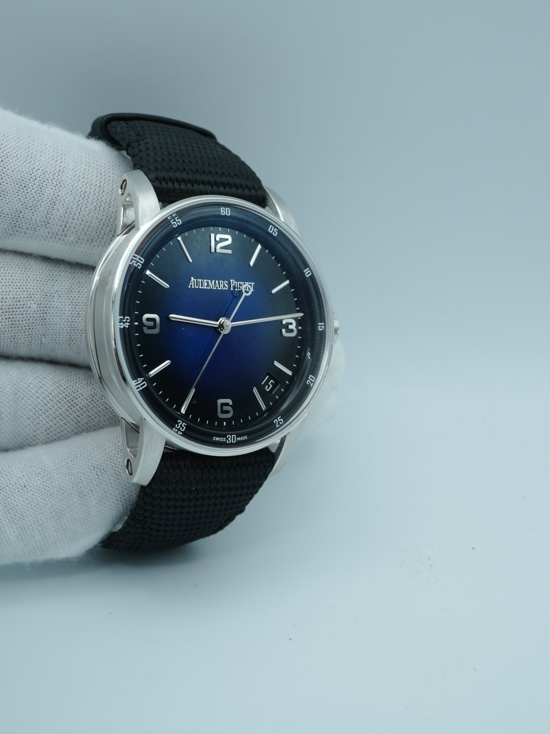 Audemars Piguet Code 11.59 41 mm / White Gold Blue Dial – Image 3