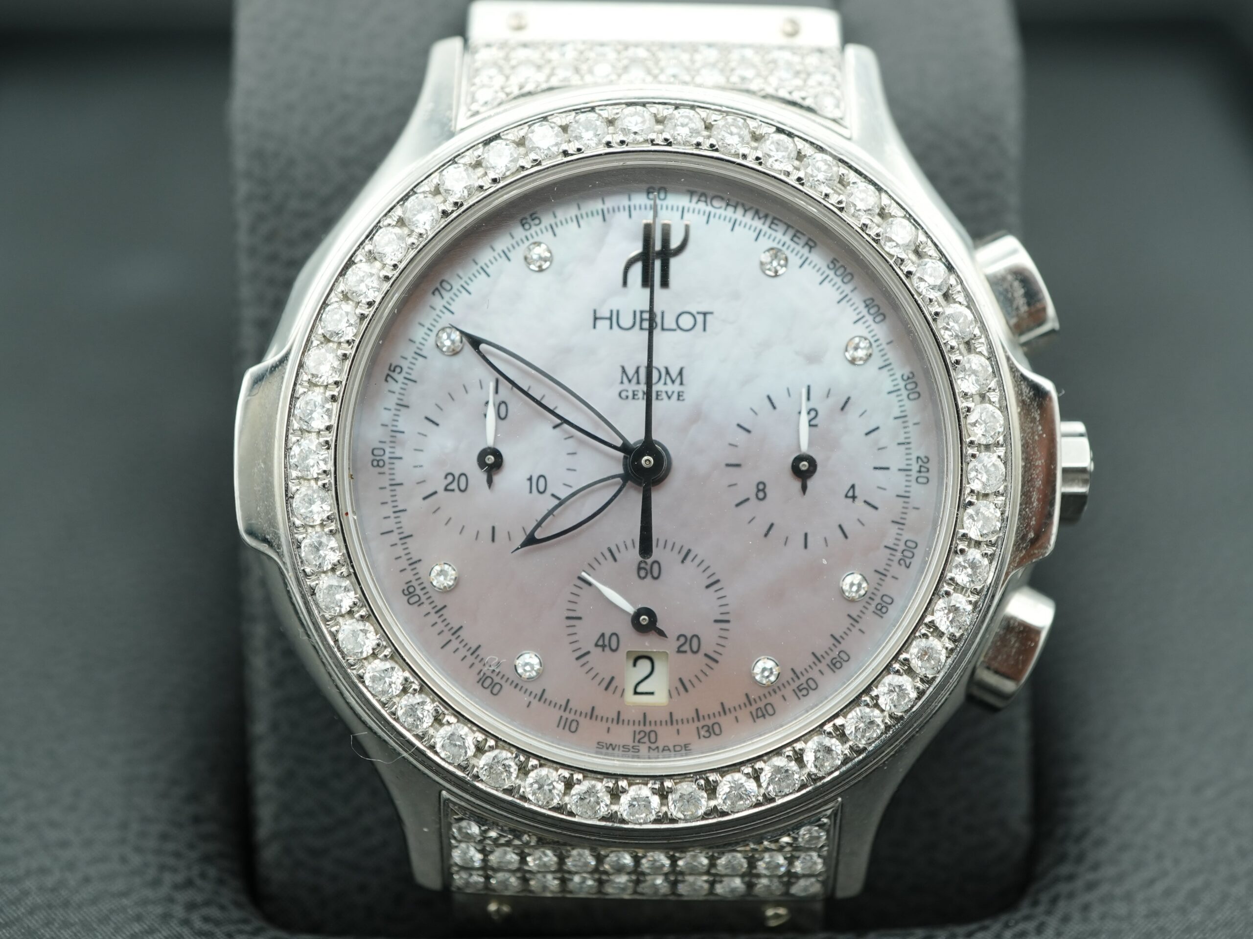 Hublot MDM Elegant Chronograph / MOP Dial – Image 3