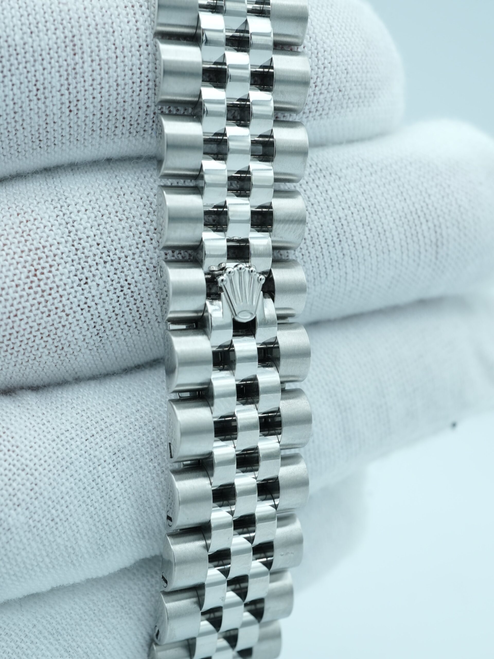 Rolex Datejust 31 mm / Black – Jubilee – Image 5