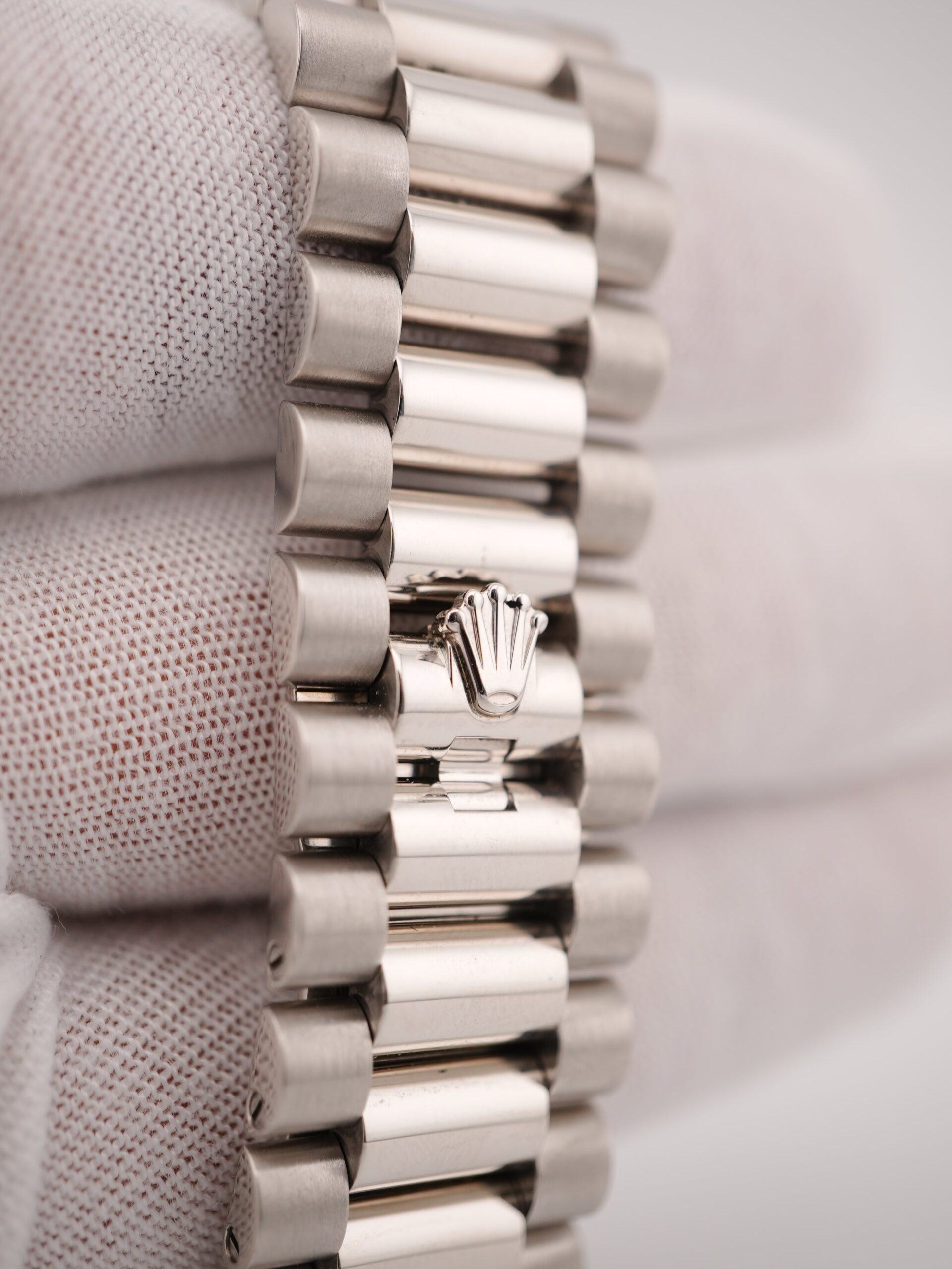 Rolex Day-Date 40 mm / Ice Blue – President – Image 5